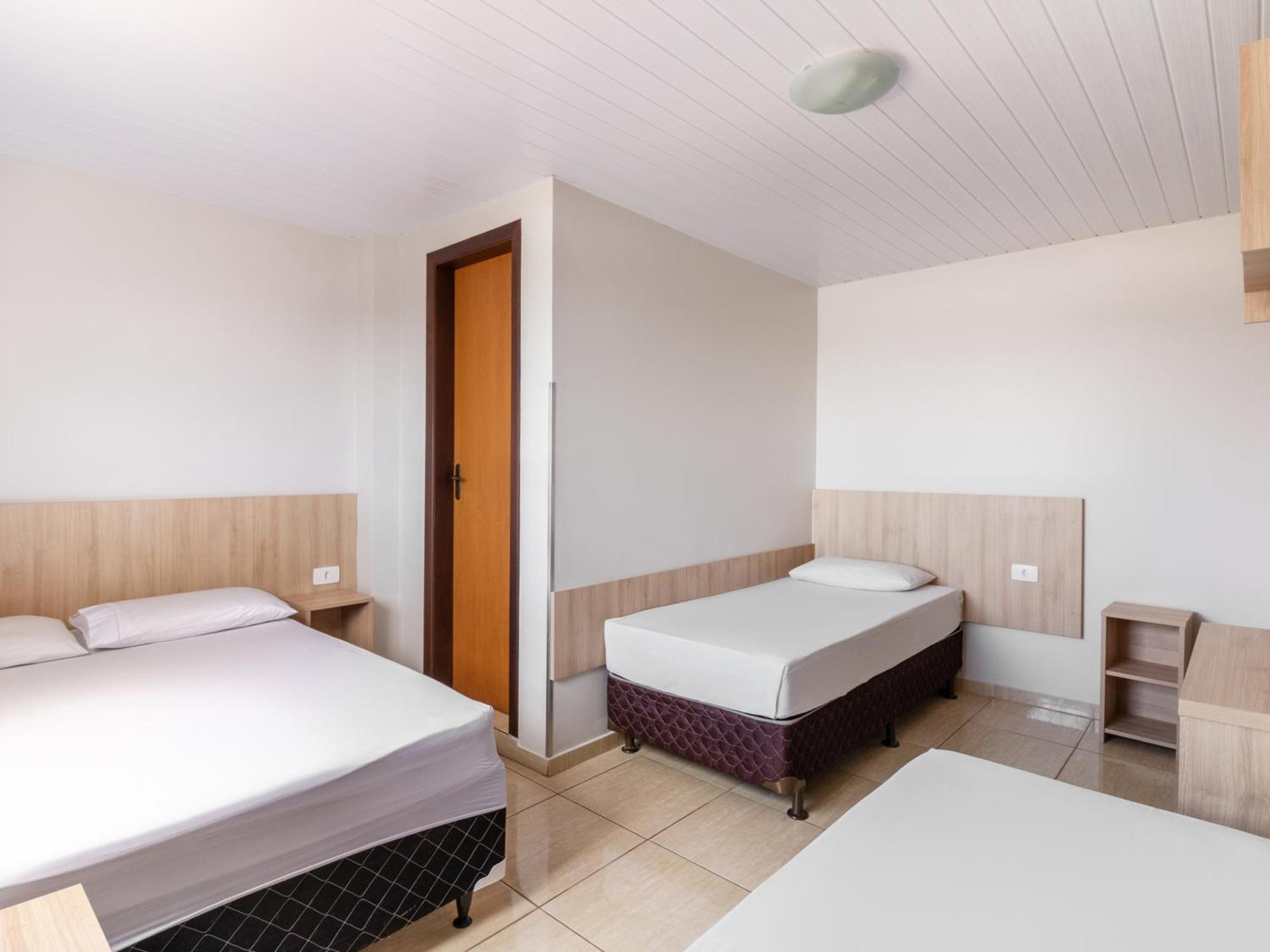 Hotel Cabbu Campo Largo Kültér fotó