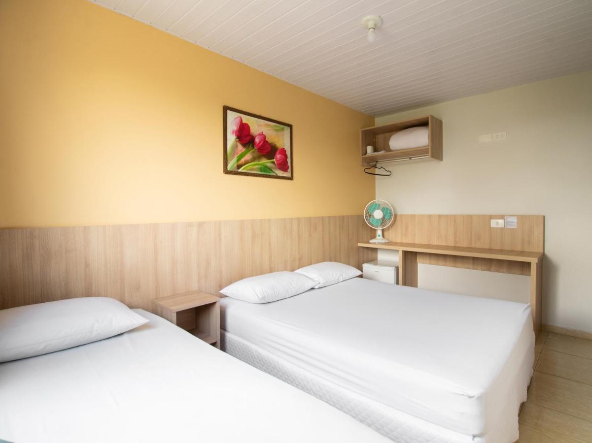 Hotel Cabbu Campo Largo Kültér fotó